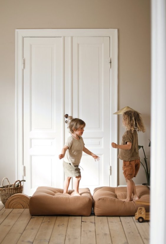 sofa MORE POUF (futónové kreslo) - rozmer: 70*70 cm, farba futonu: natural 701