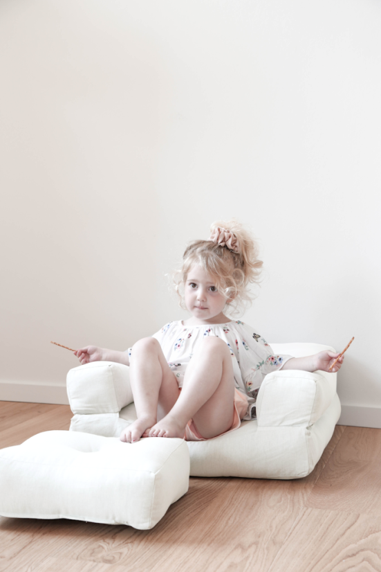 MINI CUBE - rozmer: 60x68x24 cm, farba futonu: natural