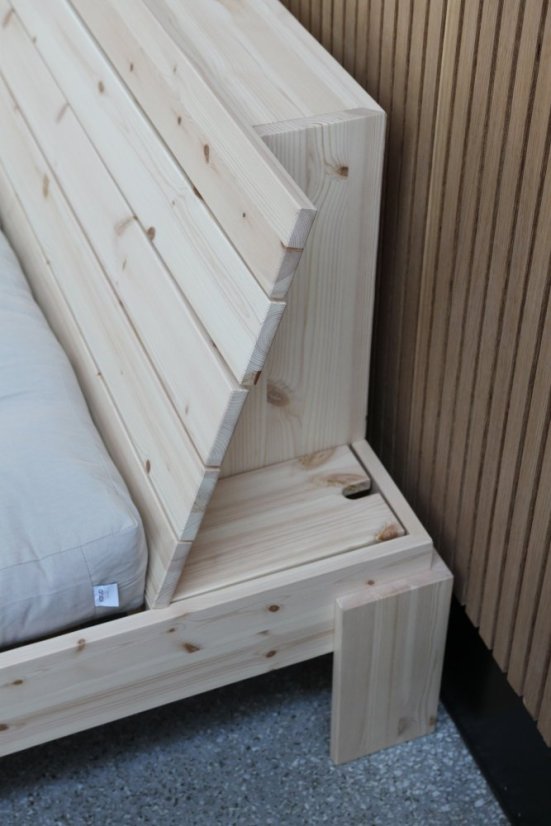 LAYERS BED HEADBOARD natural pine (posteľ z borovice) - rozmer: 160*200 cm, farba: karup natural