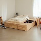 BASEMENT bed